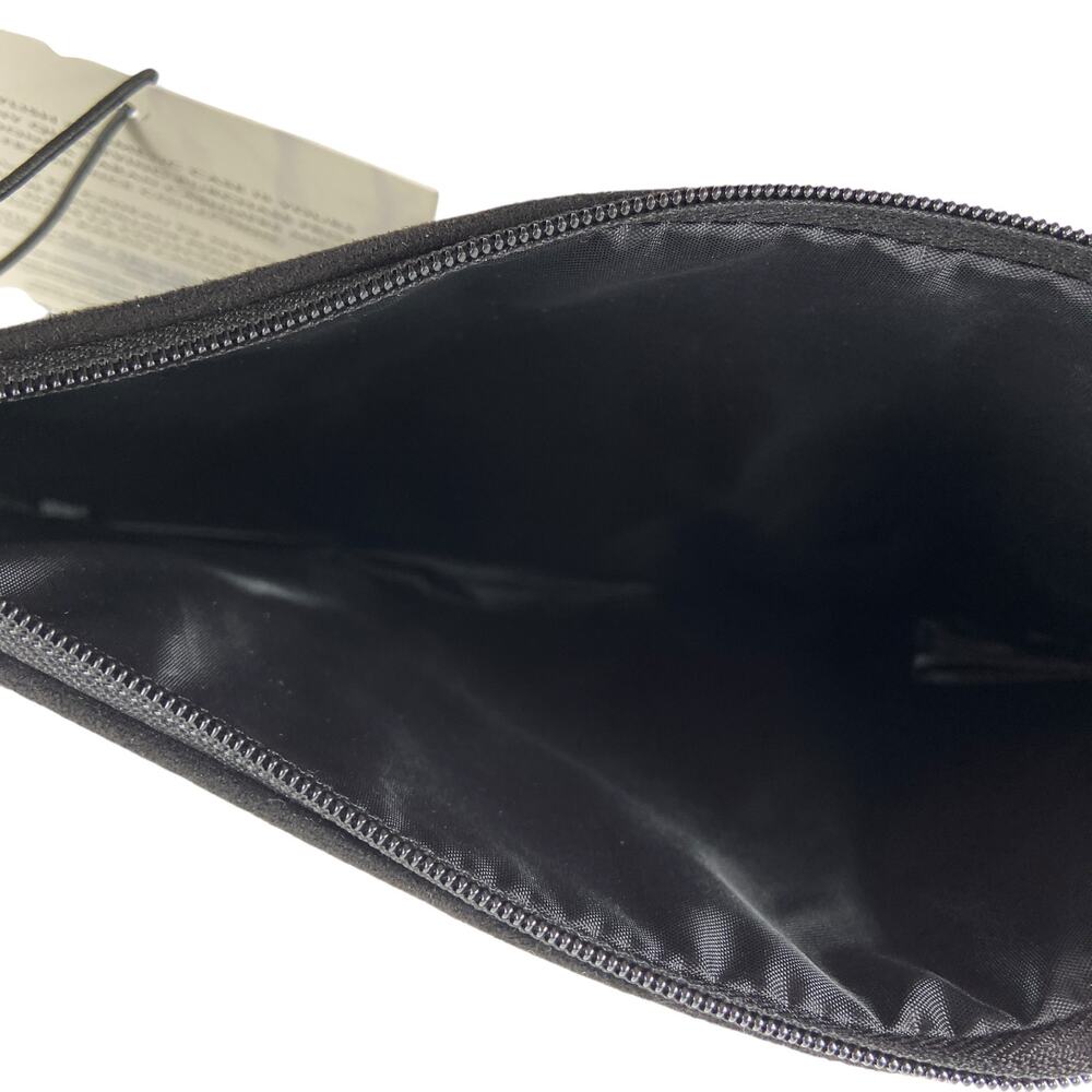Donna Karan Cosmetic  Case Cashmere Mist Collection - Black

SOLD - Picture 4 of 4